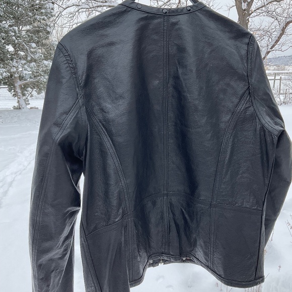 REVERSIBLE - stylish abstract metallic and black leather jacket - Picture 10 of 16